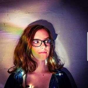 Meet your Posher, Claire